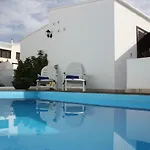 Roses Villa