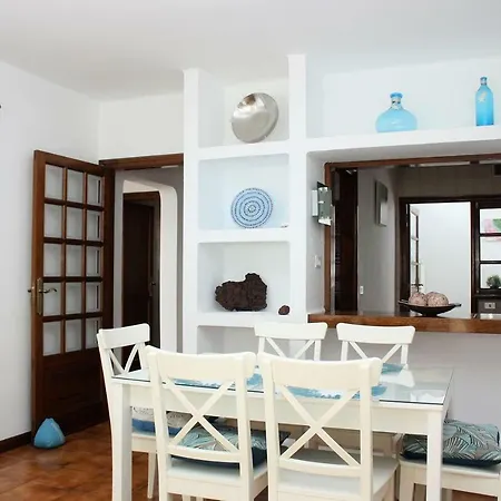 فيلة Roses بويرتو ذيل كارمين