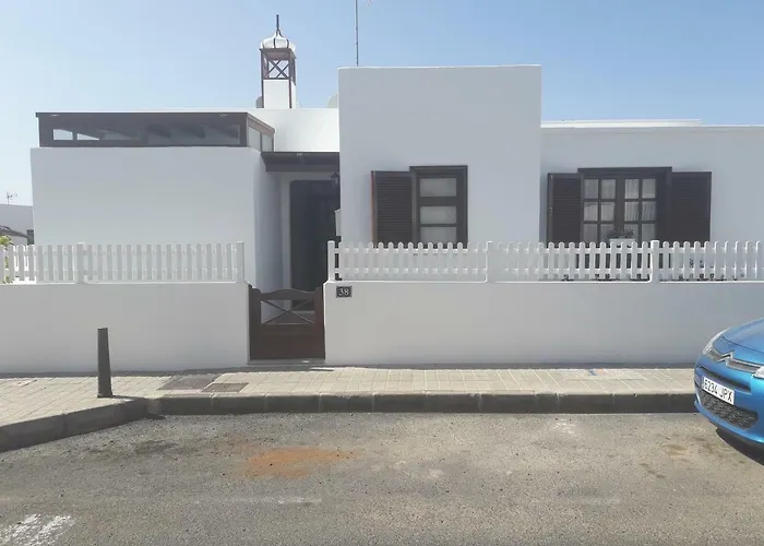 Roses * Puerto del Carmen (Lanzarote)