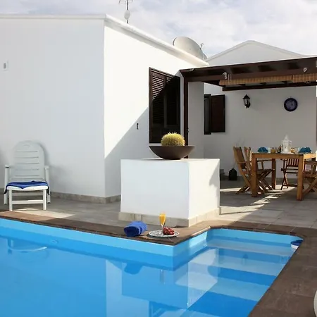 Villa Roses *