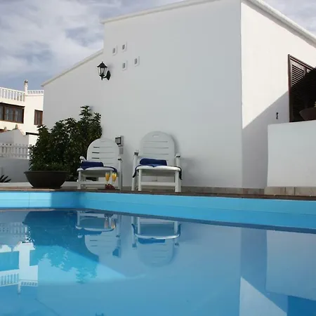 Roses Villa
